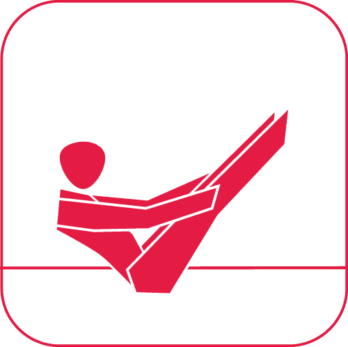 Minimalistische rote Silhouette einer Person beim Pilates, mit angehobenen gestreckten Beinen, auf weißem Hintergrund.